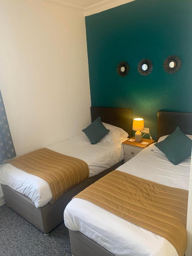Abbots Mead Hotel 2*