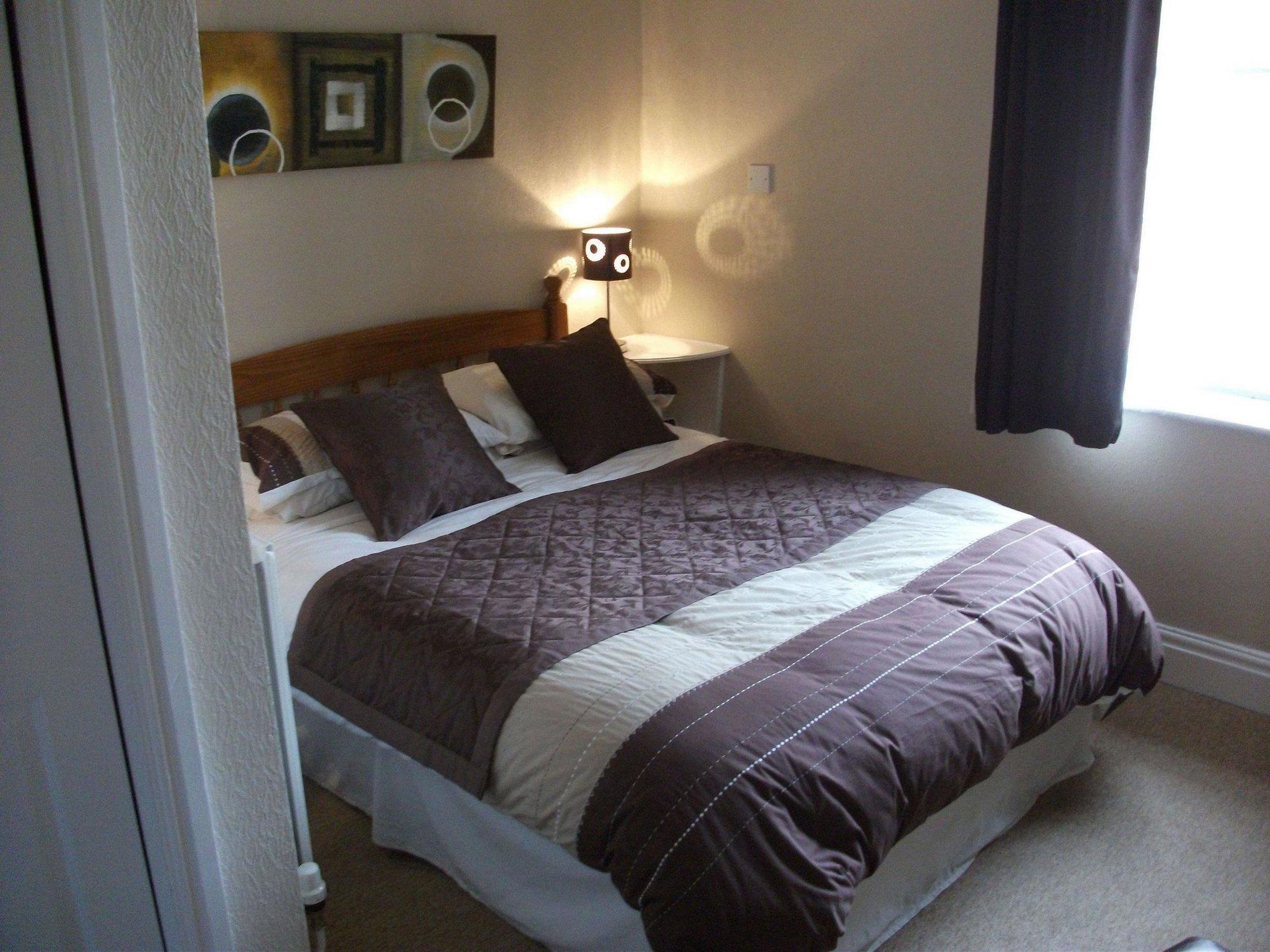 Abbots Mead Hotel 2*